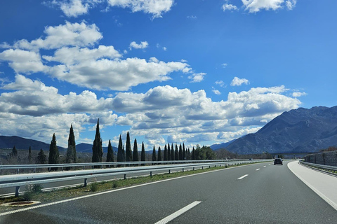 Split: Naar Dubrovnik Privé Transfer met Stop in Ston