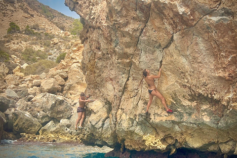 Granada: Deep Water Soloing in Calahonda Pier