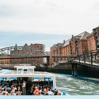 Hamburg: Hafenrundfahrt