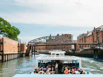Amburgo: crociera di 2 ore nel porto di Amburgo in formato XXL