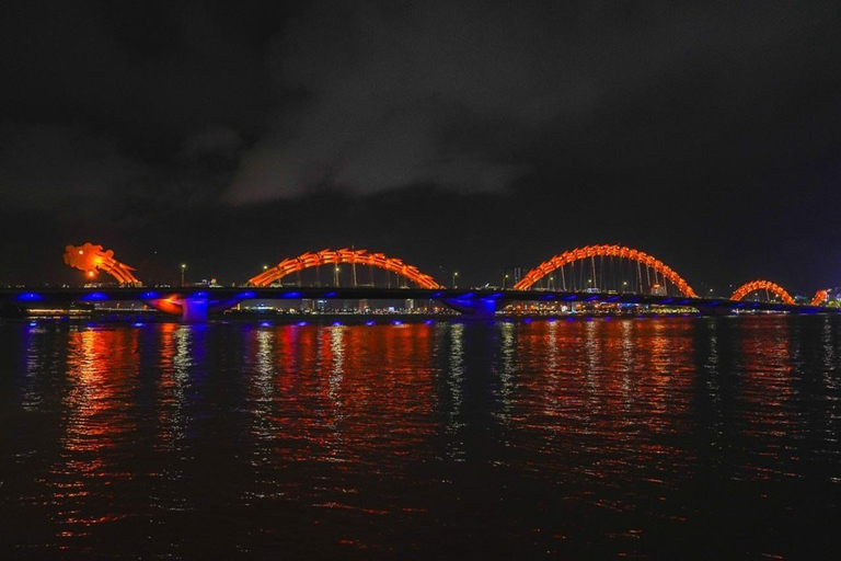 Marmorberge - Han-Fluss-Kreuzfahrt - Drachenbrücke bei NachtMarmorberge -Han-Fluss-Kreuzfahrt- Drachenbrücke bei Nacht