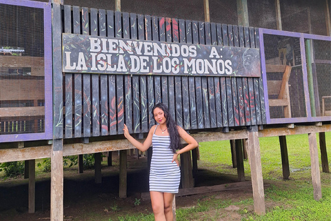 Iquitos: Ganzer Tag | Besuch der Affeninsel (offiziell)