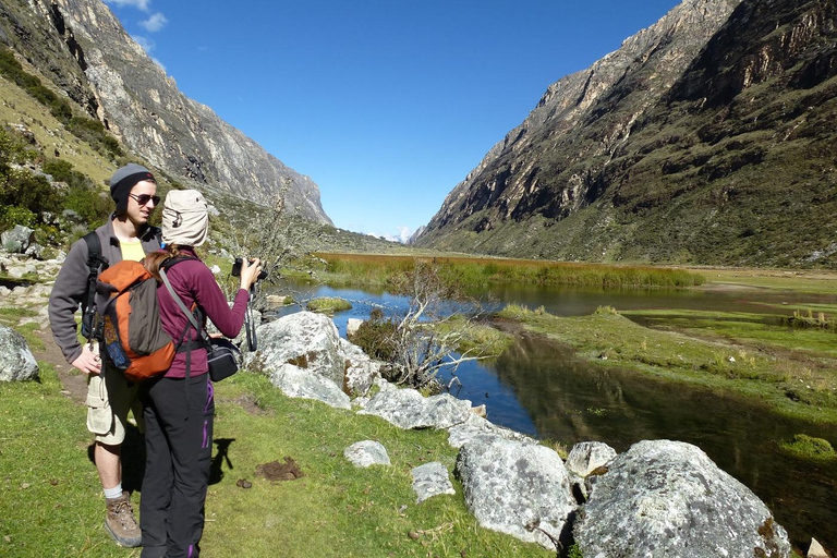 Huaraz : Trekking Santa Cruz-Llanganuco 4Jours /3 Nuits