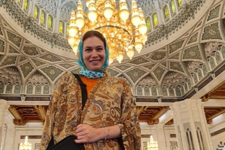 Muscat: City Highlights Tour with Grand Mosque & Souq Shared