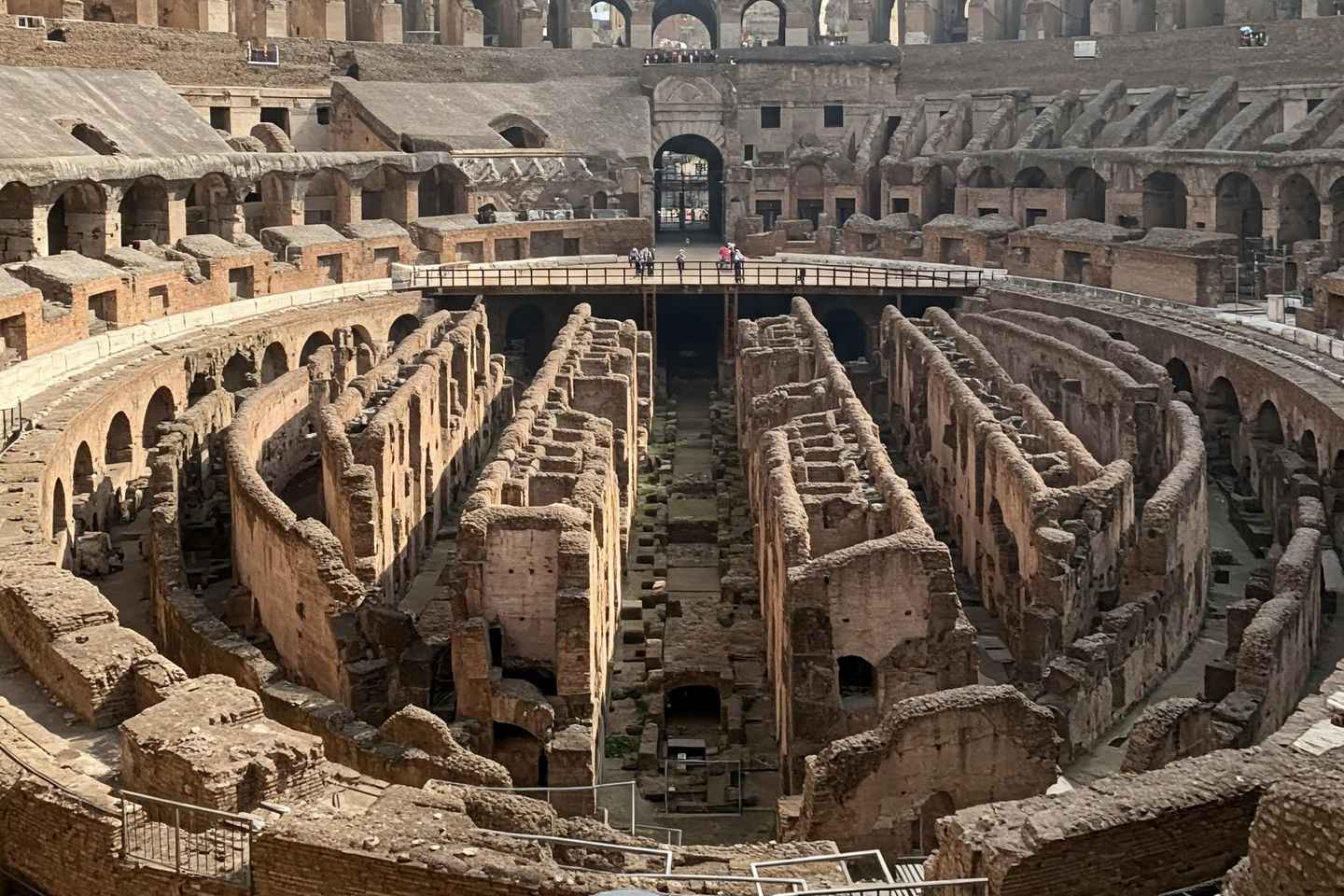Rome: Colosseum and Ancient Rome Guided Walking Tour