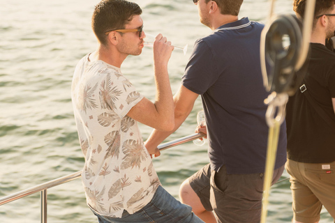 Grau‑du‑Roi: Catamaran evening with grilled dinner and DJ
