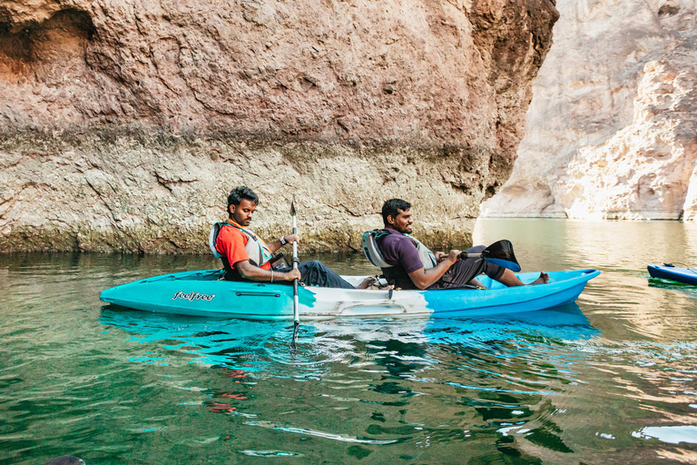 Las Vegas/Willow Beach: Guided Kayak Tour to Emerald Cave