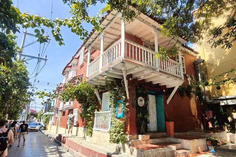 Tour insolito e autentico attraverso Cartagena de Indias, ColombiaUn tour super speciale e autentico a Cartagena de Indias, Colombia
