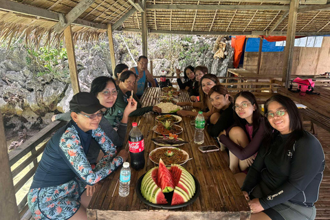 Coron: Super Ultimate Tour con almuerzo y trasladoCoron: Excursión Super Ultimate con almuerzo y traslado