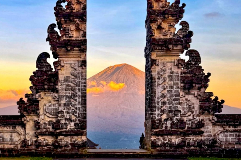 Exclusive Bali: Heaven's Gate, Tirta Gangga & Epic Swing
