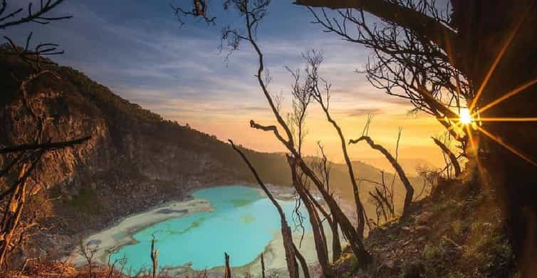 Jakarta: Volcano or Suspension Bridge,Ricefield & Hot Spring