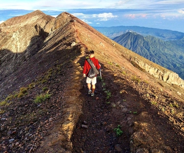Bali: Mount Agung Sunrise Trekking Tour via Besakih Temple