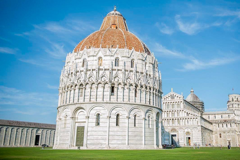 Private Tuscany Tour to Pisa, Siena, San Gimignano and Lunch