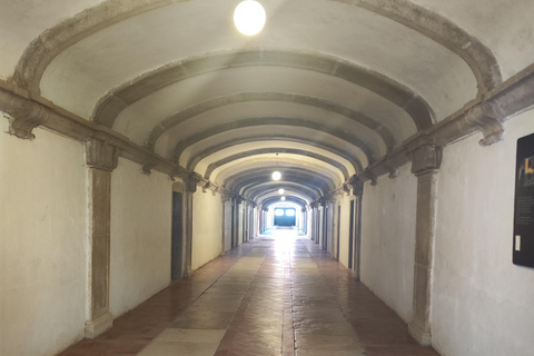 From Lisbon: Medieval Tour, Batalha, Tomar, Alcobaça, Óbidos Private Tour Option