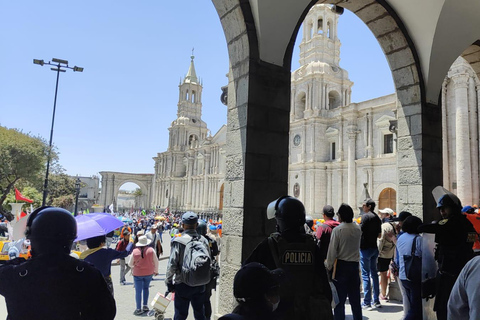 Arequipa: City Walking Tour in Downtown, Views and History