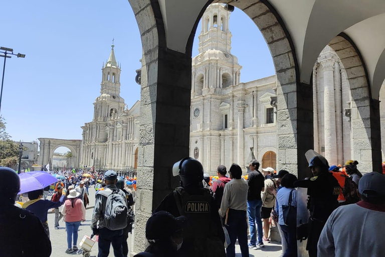 Arequipa: City Walking Tour in Downtown, Views and History