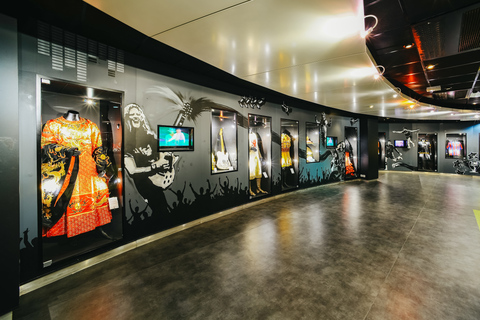 Paris: Stade de France Behind the Scenes Tour SDF Guided Tour in English