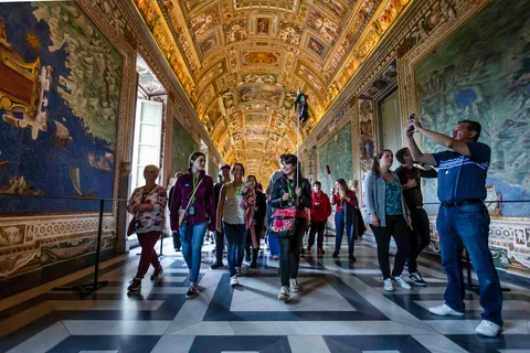 Da Firenze: Roma in treno, Musei Vaticani e gemme nascoste