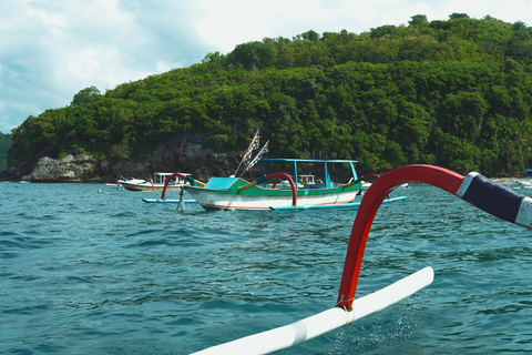 Bali: Blue Lagoon Snorkeling & Hidden Beach Escape Private – With Hotel Transfer
