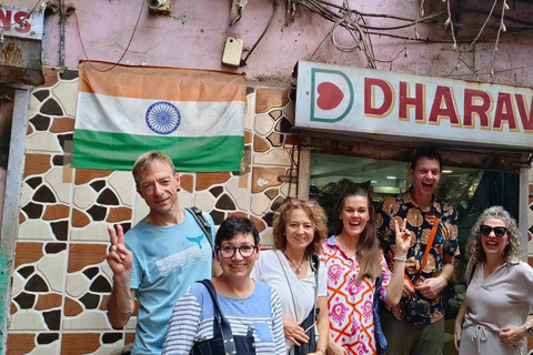 Mumbai : visite touristique privée et visite des bidonvilles avec un local