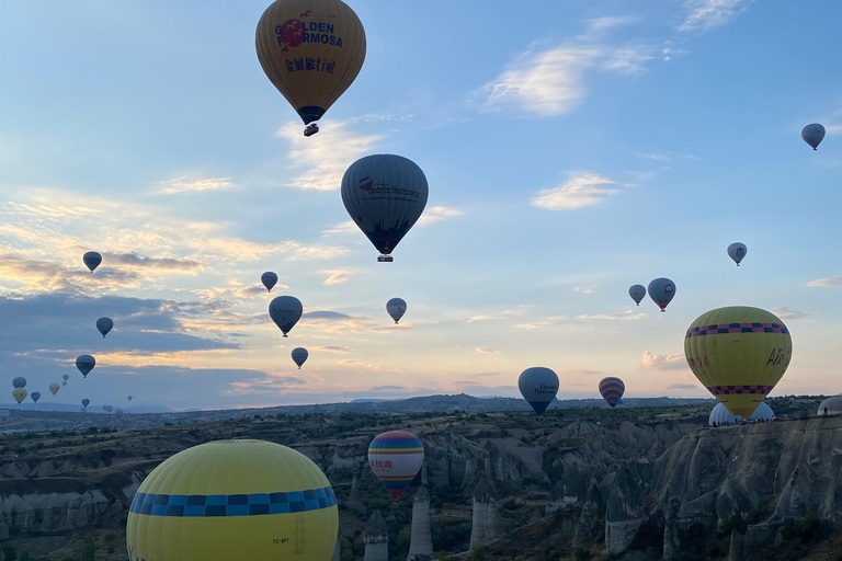 Observação de balões na Capadócia e caminhada ao nascer do sol - Transfer do hotel!