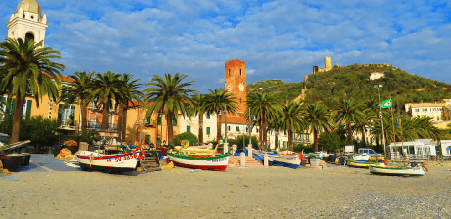 Mailand: Bus & Bahn Ticket von/nach Noli Mailand: Bus & Bahn Ticket von/nach Noli