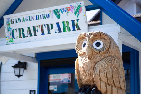 Tokyo : Excursion d'une journée à la 5e station du Mont Fuji, dans la région du Fuji et à Kawaguchiko8:20 Rendez-vous au bureau de poste de Shinjuku