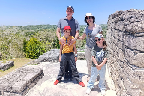 Bacalar: Ichkabal mayan temples & boat tour. 2 Ichkabal mayan temples and drop off at los rápidos