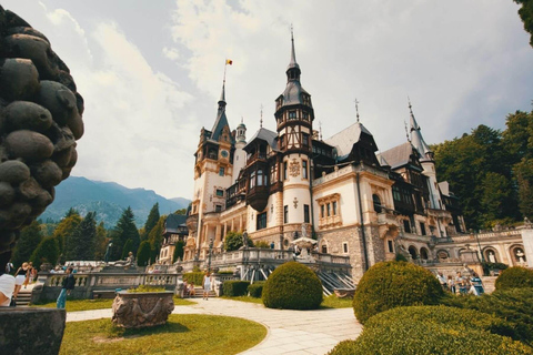 From Bucharest to Bran- Dracula Castel and Peles Palace Bucharest to Bran- Dracula Castle and Peles Castle by car