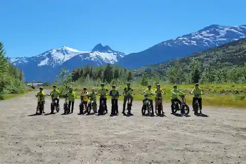 Skagway: City Highlights E-bike Tour with Gold Panning