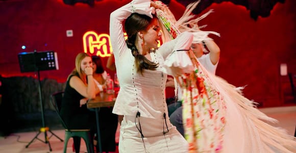 Lanzarote: Flamenco Experience with Dinner and Drinks