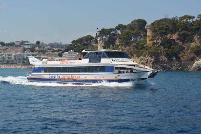 Visit From Tossa de Mar Roundtrip Ferry to Lloret de Mar in Tossa de Mar