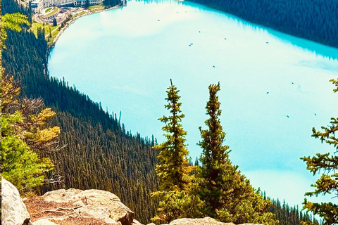 From Canmore/Banff: Lake Louise & Moraine Lake Hiking Trip