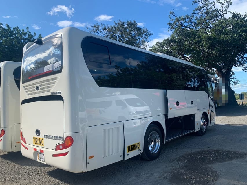 Private Transfer From Liberia Airport to Riu Guanacaste | GetYourGuide