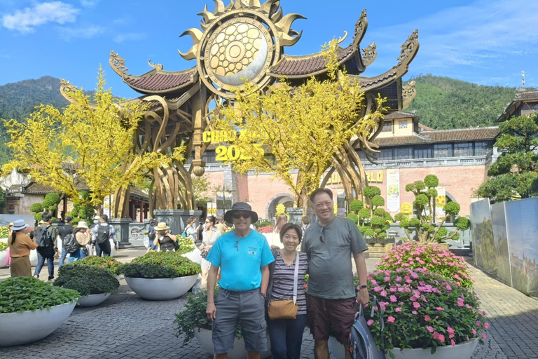 Da Nang: Golden Bridge Sunset Adventure with Buffet Dinner Private Golden Bridge Sunset & Ba Na Hills Experience
