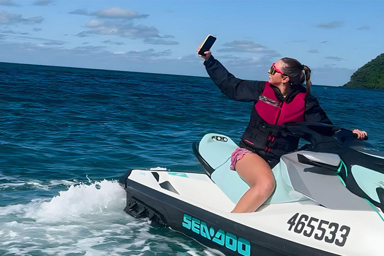 Cairns: 1.5 Hour Jet Ski Coastline Tour
