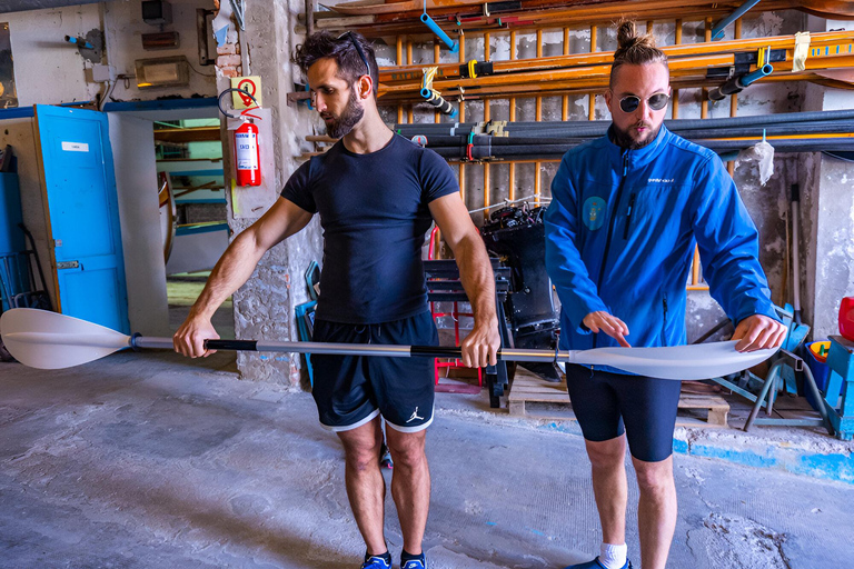 Naturalistic Kayak Class in Venice: training in the lagoonVenice: Scenic Venetian Lagoon Kayaking Tour