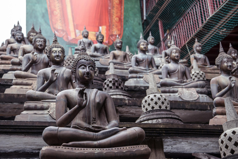 Colombo: Private Tuk-Tuk City Tour with Guide & Tickets Colombo: Private Tuk-Tuk Tour & Authentic Ceylon Tea Tasting