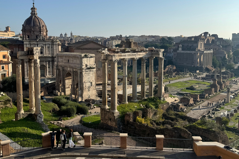Rome: LATE BOOKING Colosseum, Forum & Palatine Entry passes Rome: Last Minute Colosseum, Roman Forum, Palatine Hill Tour