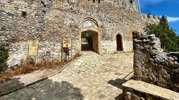 Castillo de San Hilarión y ruinas de Bellapais: tour individual