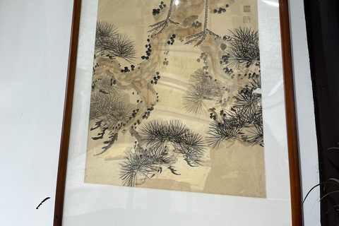 Shanghai Calligraphy Workshop & Tour in Qibao Ancient Town