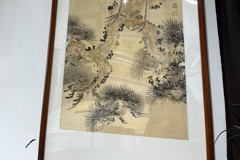 Shanghai Calligraphy Workshop & Tour in Qibao Ancient Town