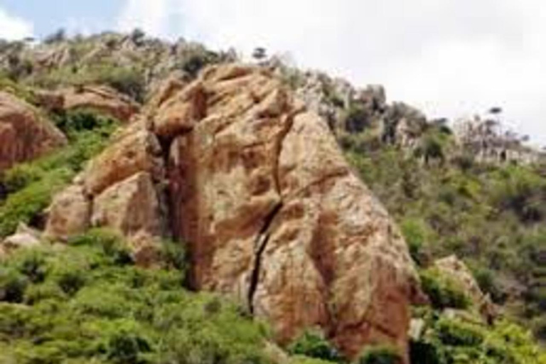 Nairobi: Kya Mwilu Gravity Hill Day Trip with Guide