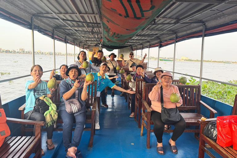 Excursión de 2 días por el Delta del Mekong :Explora el Mercado Flotante de Cai Rang