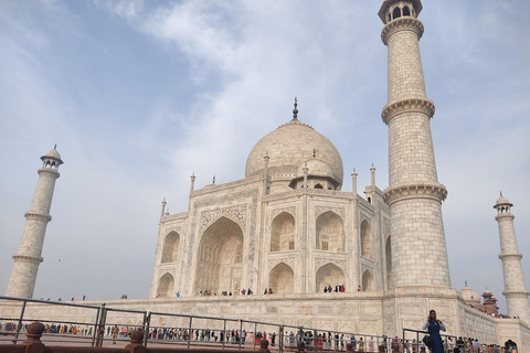 Delhi : One Day Sightseeing Tour One Day Delhi city tour By Car