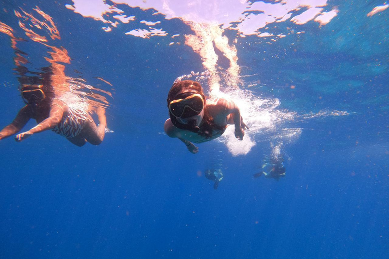 Labuan Bajo: Crociera di 2 giorni sull&#039;isola di Komodo con cabina privata