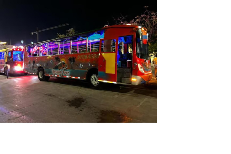 Cartagena by Night: Chiva Rumbera & Nightclub Cartagena by Night: Chiva Rumbera & Disco