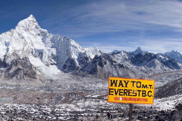 Depuis Katmandou : 15 jours de trek au camp de base de l'Everest et au lac GokyoAu départ de Katmandou : 15 jours de trek au camp de base de l'Everest via le lac Gokyo