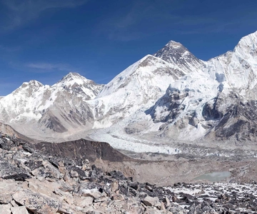 Da Kathmandu Budget: Trekking del Campo Base dell'Everest di 15 giorni