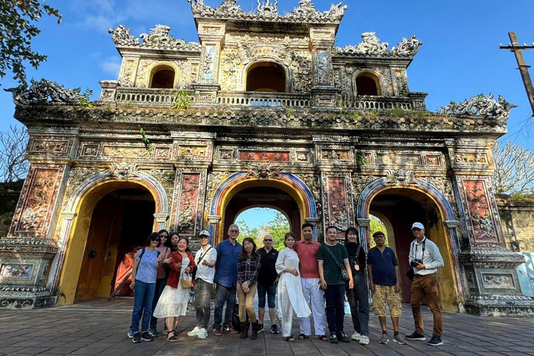 Da Nang: Hue Imperial Citadel and Khai Dinh Tomb Tour Join with Group Tour by Bus through Hai Van Tunnels